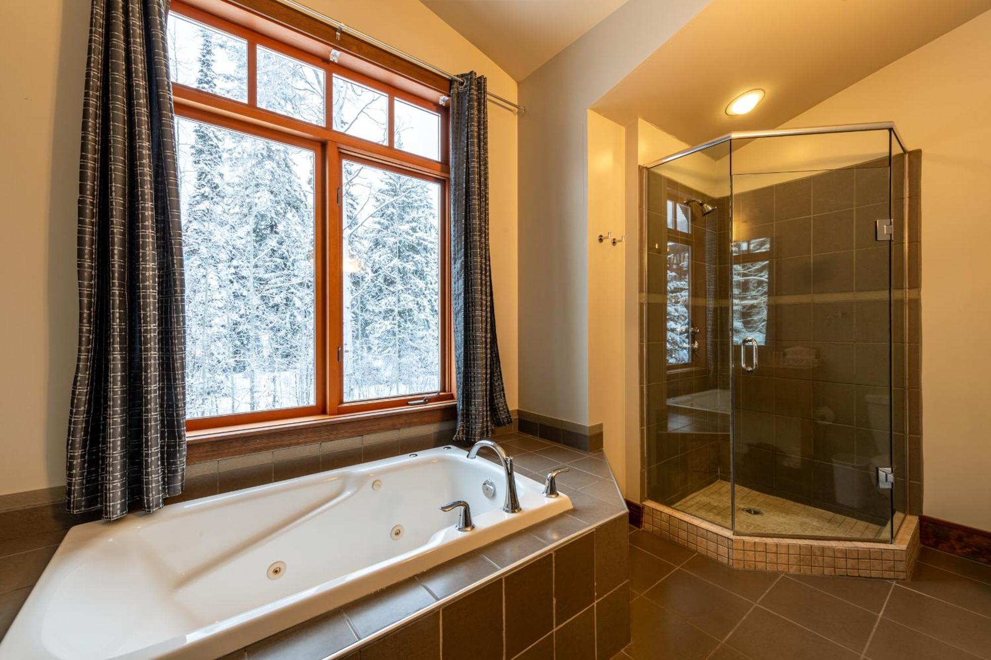 Copper Horse Lodge Голден Экстерьер фото
