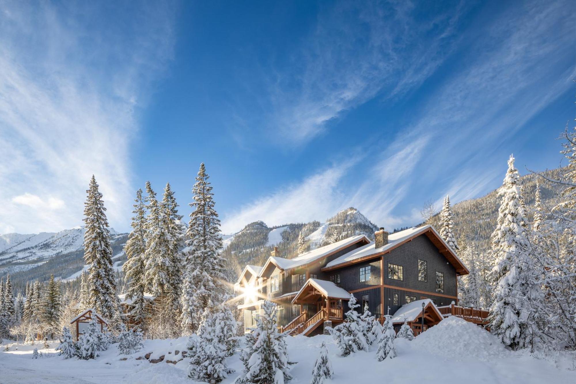 Copper Horse Lodge Голден Экстерьер фото