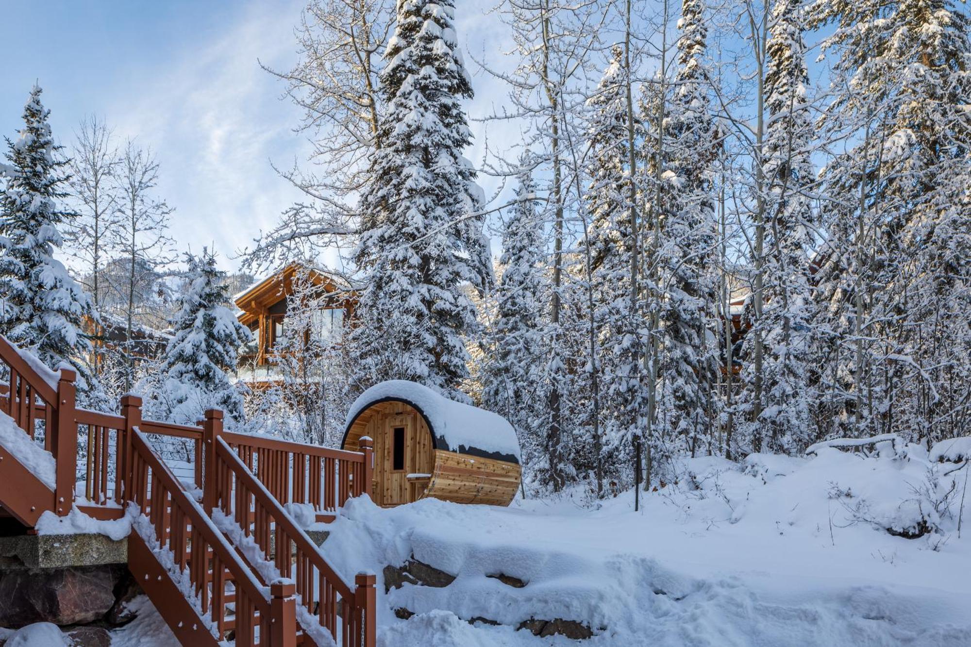Copper Horse Lodge Голден Экстерьер фото